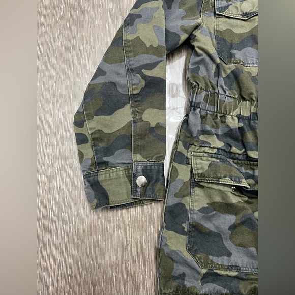 Cat & Jack Parka style coat for little girls size small camouflage - Picture 3 of 7